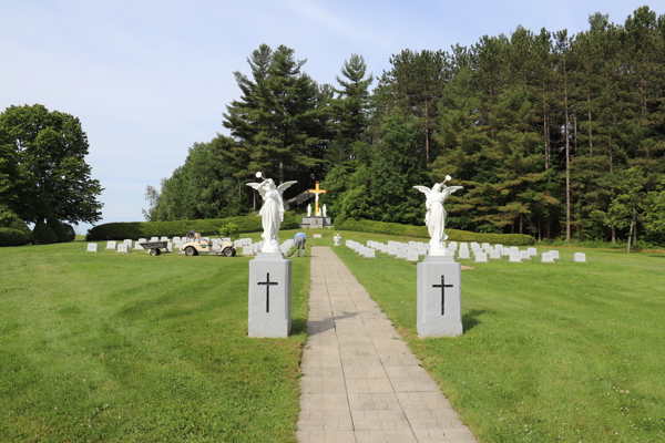 Frres (Friars) du Sacr-Coeur Cemetery, Brompton, Sherbrooke, Estrie, Quebec