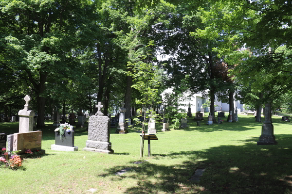 Ste-Famille R.C. Cemetery, Cap-Sant, Portneuf, Capitale-Nationale, Quebec