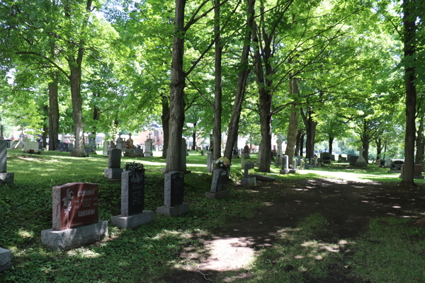 Ste-Famille R.C. Cemetery, Cap-Sant, Portneuf, Capitale-Nationale, Quebec