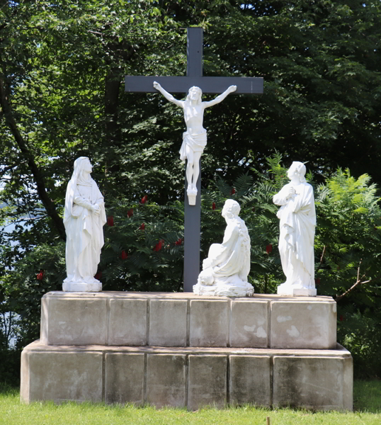 Ste-Famille R.C. Cemetery, Cap-Sant, Portneuf, Capitale-Nationale, Quebec