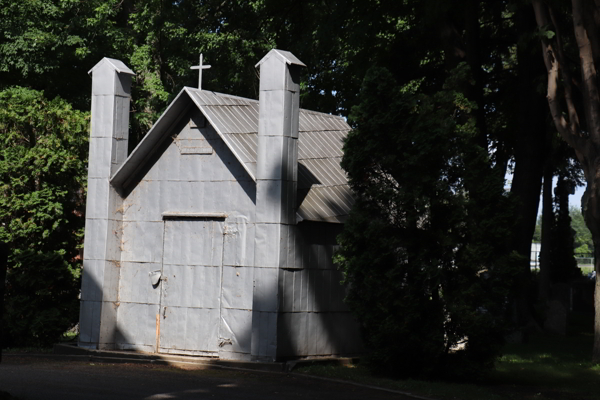 Champlain R.C. Cemetery, Les Chenaux, Mauricie, Quebec