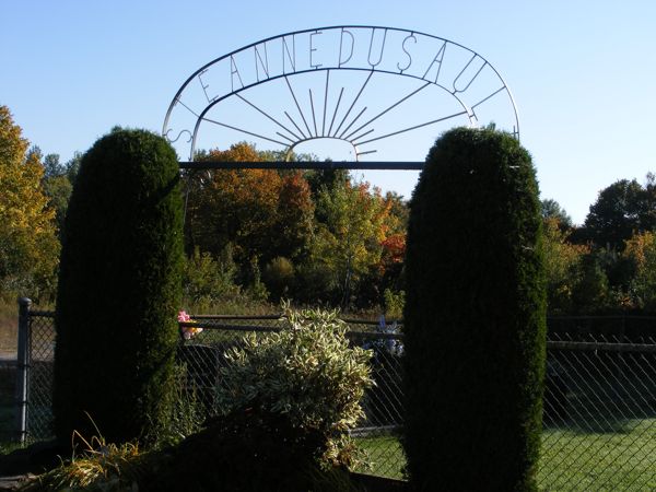 Ste-Anne-du-Sault R.C. Cemetery, Daveluyville, Arthabaska, Centre-du-Qubec, Quebec