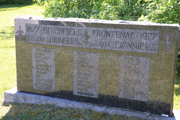 Mount Pleasant (aka Chapel Hill) Cemetery, Ditchfield, Frontenac, Le Granit, Estrie, Quebec