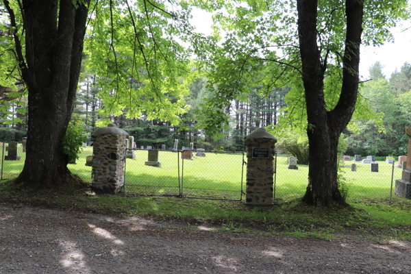 St-John (aka Westbury) Cemetery, Westbury, East-Angus, Le Haut-Saint-Franois, Estrie, Quebec