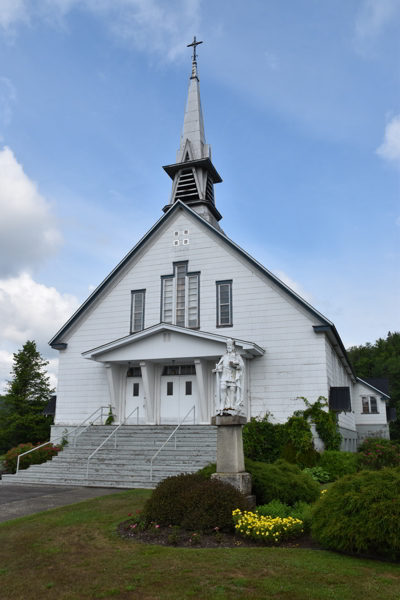 Cimetire St-Henri, East Hereford, Coaticook, Estrie, Québec