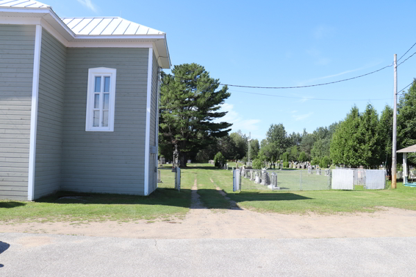 Lac-aux-Sables R.C. Cemetery, Mkinac, Mauricie, Quebec