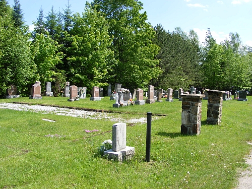 Lac-des-Seize-les R.C. Cemetery, Les Pays-d'en-Haut, Laurentides, Quebec