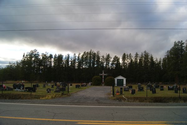 Notre-Dame-du-Rosaire R.C. Cemetery, Lamarche, Lac-St-Jean-Est, Saguenay-Lac-St-Jean, Quebec