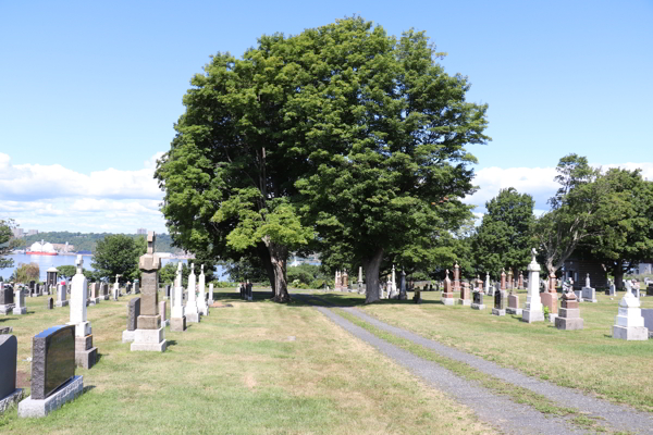 St-David-de-l'Auberivire R.C. Cemetery, Lvis, Chaudire-Appalaches, Quebec