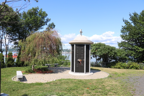 St-David-de-l'Auberivire R.C. Cemetery, Lvis, Chaudire-Appalaches, Quebec