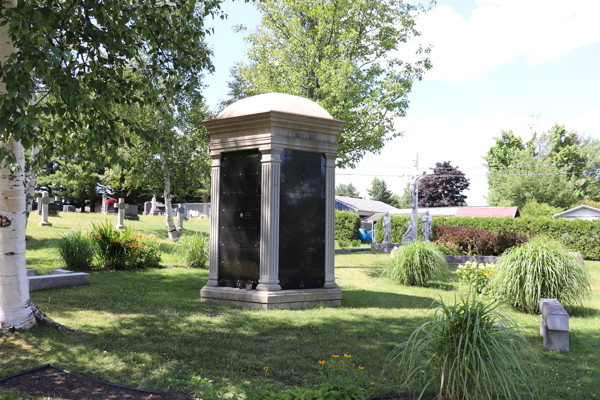 St-Romuald R.C. Cemetery, Lvis, Chaudire-Appalaches, Quebec