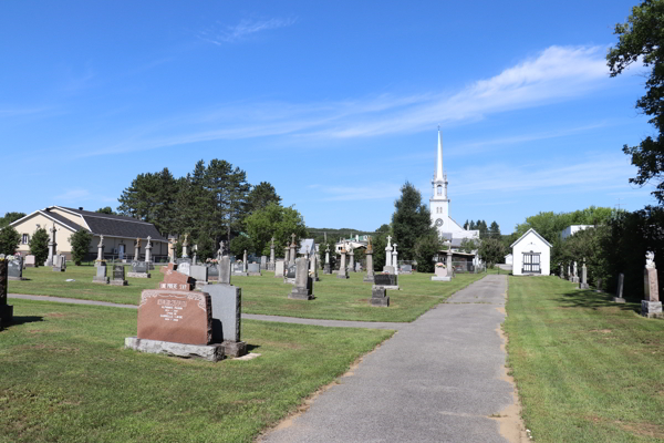 Notre-Dame-de-Montauban R.C. Cemetery, Mkinac, Mauricie, Quebec