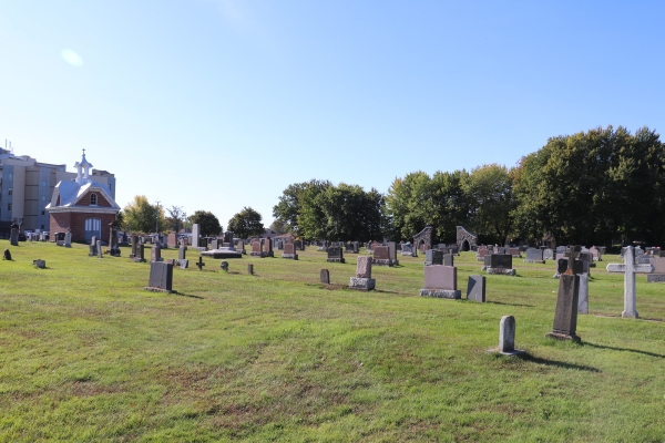 Cimetire de la Cathdrale St-Jean-Baptiste, Nicolet, Nicolet-Yamaska, Centre-du-Qubec, Québec