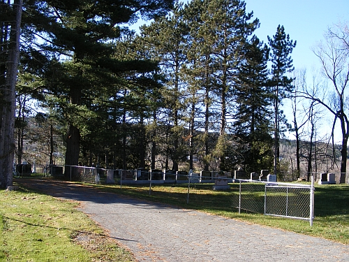 Notre-Dame-des-Pins R.C. Cemetery, Beauce-Sartigan, Chaudire-Appalaches, Quebec