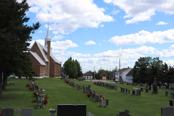 Notre-Dame-du-Mont-Carmel R.C. Cemetery, Les Chenaux, Mauricie, Quebec