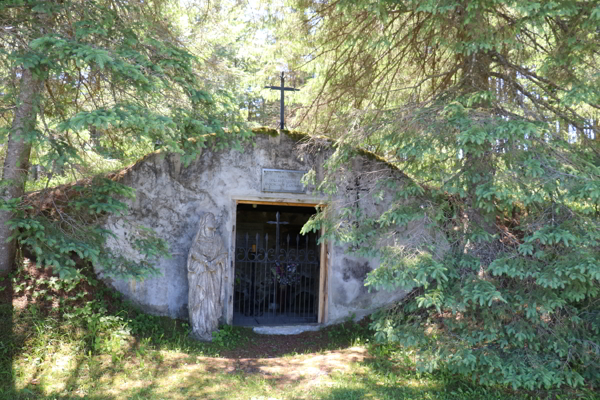 St-Znon R.C. Cemetery, Piopolis, Le Granit, Estrie, Quebec