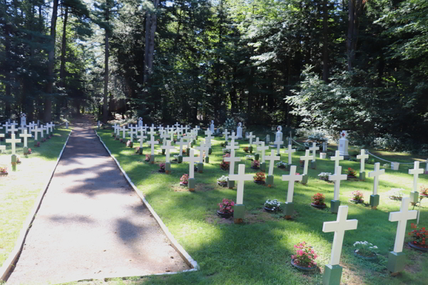 Maison St-Joseph Cemetery, Pointe-du-Lac, Trois-Rivires, Mauricie, Quebec