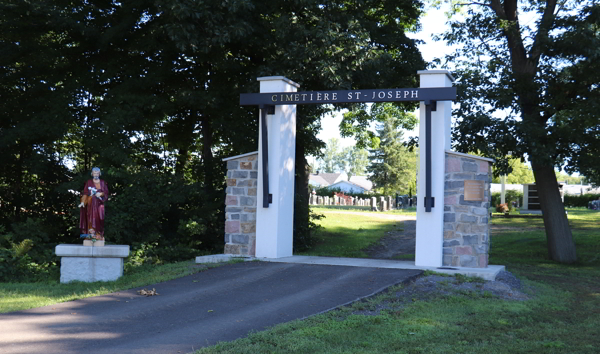 St-Joseph R.C. Cemetery, Pointe-du-Lac, Trois-Rivires, Mauricie, Quebec