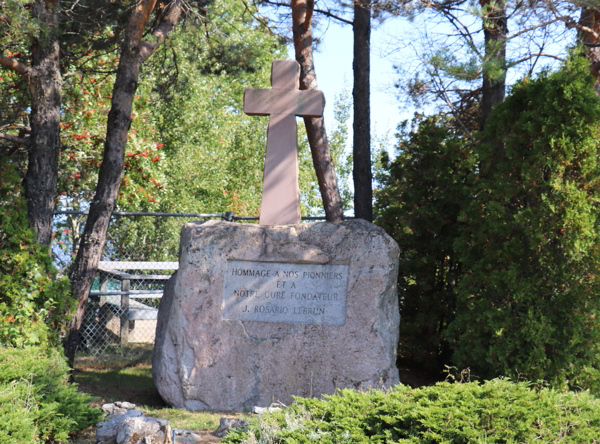 Nazareth R.C. Cemetery, Rimouski, Rimouski-Neigette, Bas-St-Laurent, Quebec