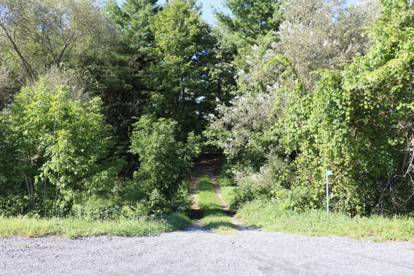 Moore Cemetery, Rivire-St-Franois, St-Flix-de-Kingsey, Drummond, Centre-du-Qubec, Quebec