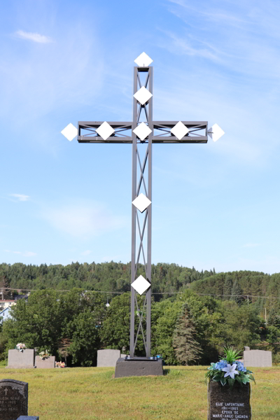 Cimetire du Cur-Adlard-Lamy, St-Adelphe, Mkinac, Mauricie, Québec