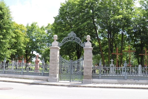 St-Augustin-de-Desmaures R.C. Church Cemetery, Capitale-Nationale, Quebec