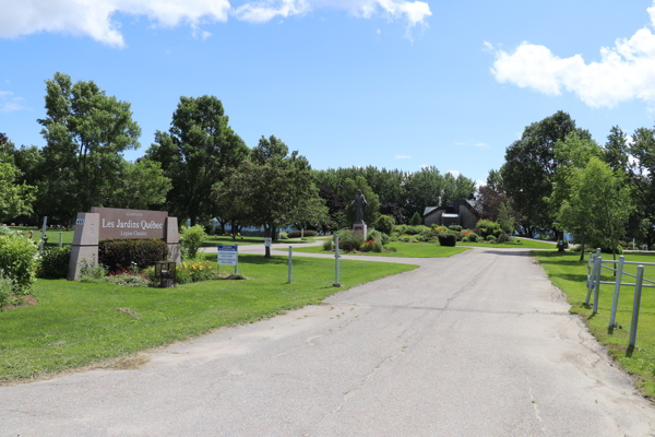 Les Jardins Qubec Cemetery, St-Augustin-de-Desmaures, Capitale-Nationale, Quebec