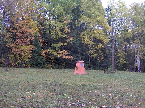 Ancien cimetire de St-Cajetan, Aumond, La Valle-de-la-Gatineau, Outaouais, Québec