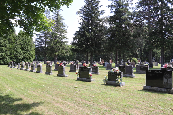 Ste-Anne-de-la-Prade R.C. Cemetery, Les Chenaux, Mauricie, Quebec