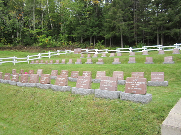 Cimetire des Soeurs de St-Paul de Chartes, Ste-Anne-des-Monts, La Haute-Gaspsie, Gaspsie et les les, Québec