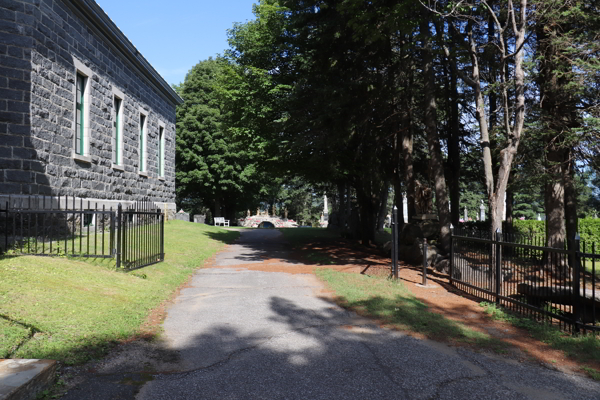 Cimetire de Ste-Thcle, Mkinac, Mauricie, Québec