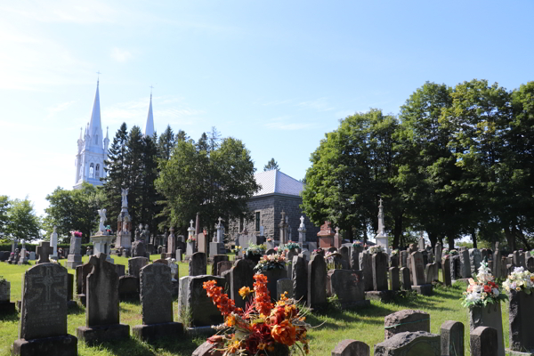 Cimetire de Ste-Thcle, Mkinac, Mauricie, Québec