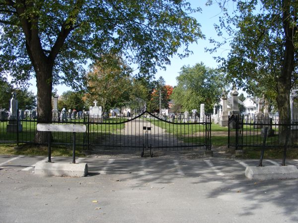 St-Isidore (Beauce) R.C. Cemetery, La Nouvelle-Beauce, Chaudire-Appalaches, Quebec