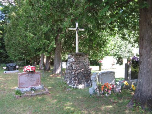 St-Michel-de-Wentworth R.C. Cemetery, Wentworth-Nord, Les Pays-d'en-Haut, Laurentides, Quebec