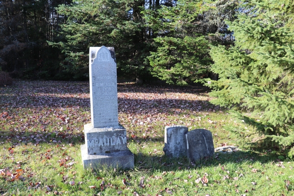 McAulay Cemetery, Stornoway, Le Granit, Estrie, Quebec