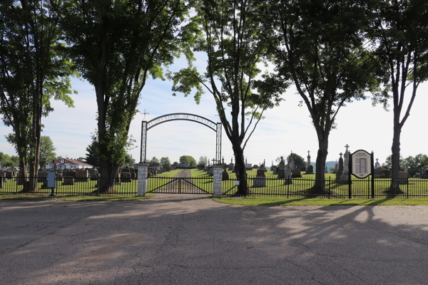 St-Tite-de-Champlain R.C. Cemetery, Mkinac, Mauricie, Quebec