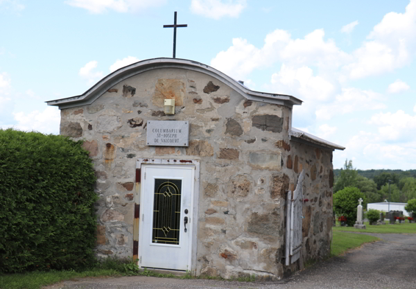 Cimetire St-Joseph-d'Ely, Valcourt, Le Val-Saint-Franois, Estrie, Québec