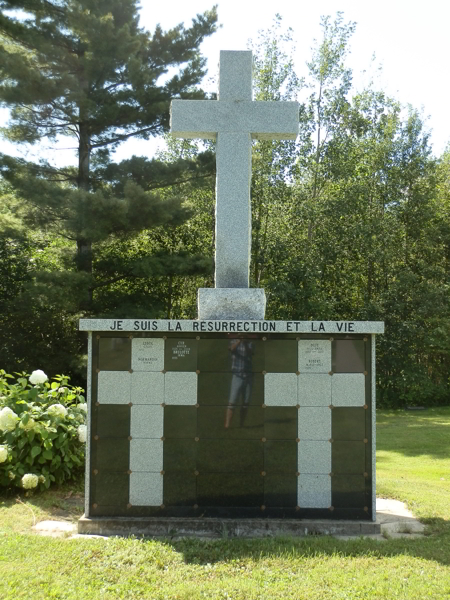 Cimetire catholique d'Austin, Memphrmagog, Estrie, Québec