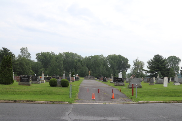 St-Robert R.C. Cemetery, Pierre-De Saurel, Montrgie, Quebec