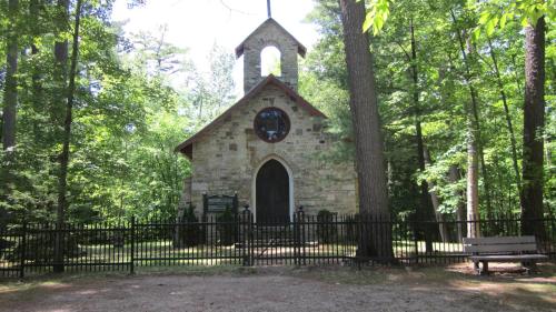 Papineau Funeral Chapel, Montebello, Papineau, Outaouais, Quebec