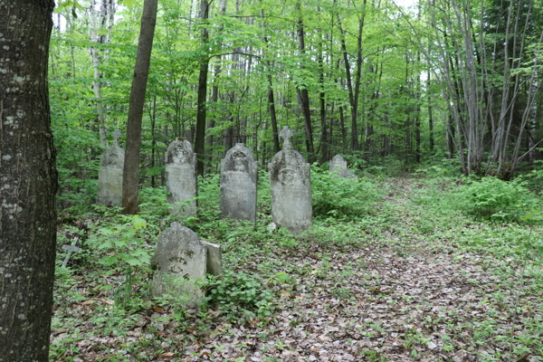 Ancien cimetire (1er) de St-Jean-des-Piles, Shawinigan, Mauricie, Québec