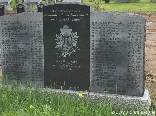 Cimetire des Soeurs servantes du Trs-St-Sacrement, Chicoutimi, Saguenay, Saguenay-Lac-St-Jean, Québec