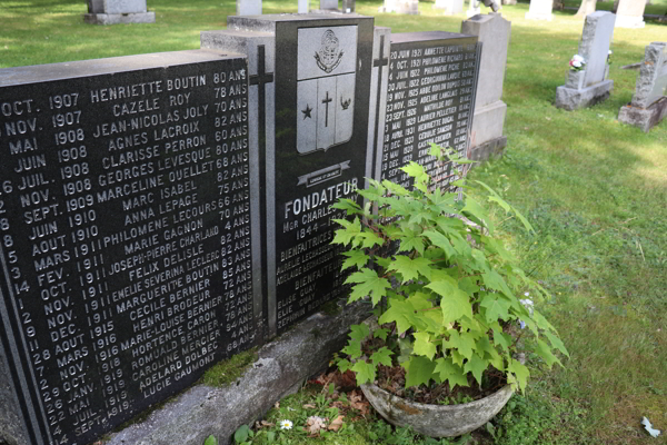 Ancient Mgr Guay Institute R.C. Cemetery, Lvis, Chaudire-Appalaches, Quebec